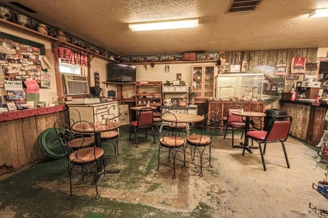 More Photos Of 4525 Salt Creek Rd, Nashville Storefront Retail Office For Sale