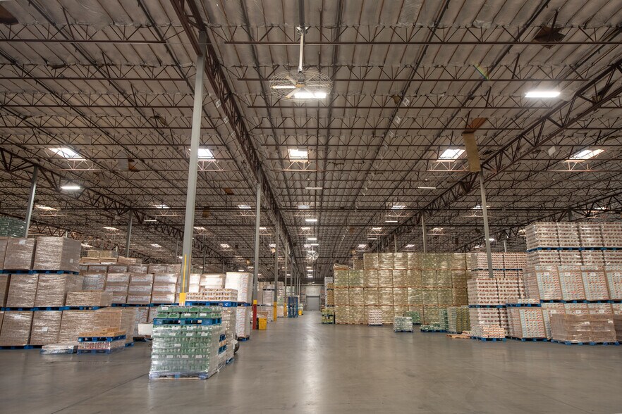 More Photos Of 415 Codoni Ave, Modesto Warehouse For Lease
