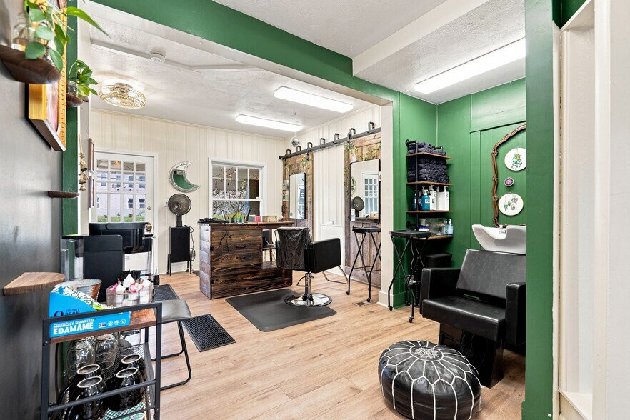 More Photos Of 1815 Bardstown Rd, Louisville Medical For Sale