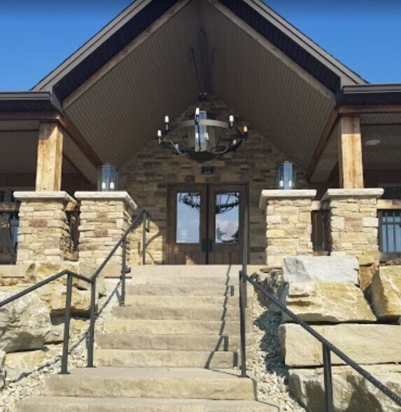 More Photos Of 3960 Highway Z, Wentzville Winery Vineyard For Sale