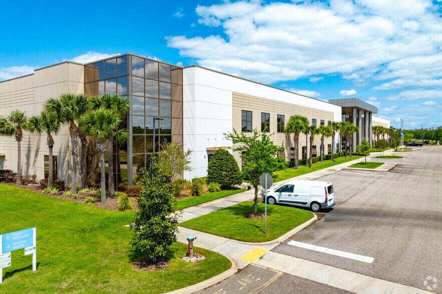 Primary Photo Of 2351 J Lawson Blvd, Orlando Manufacturing For Sale