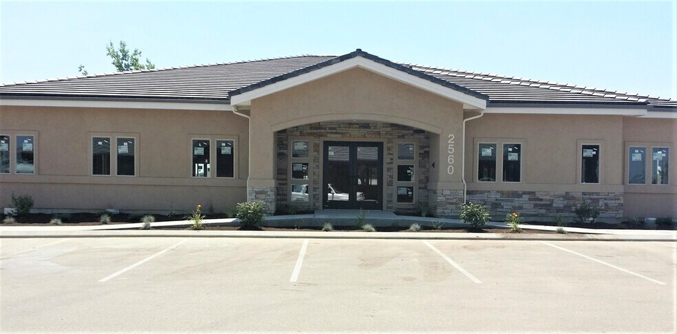 More Photos Of 2650 S Eagle Rd, Meridian Medical For Lease