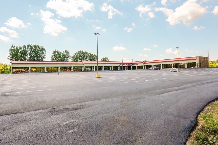 More Photos Of 1030-1068 Upper Valley Pike, Springfield Unknown For Lease