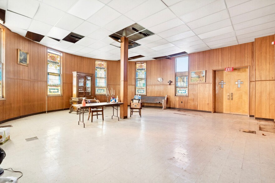 More Photos Of 301 Larimer Ave, Pittsburgh Religious Facility For Sale