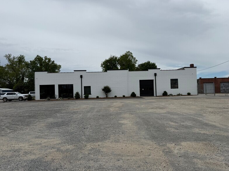 More Photos Of 424 Hackney Ave, Washington Industrial For Sale