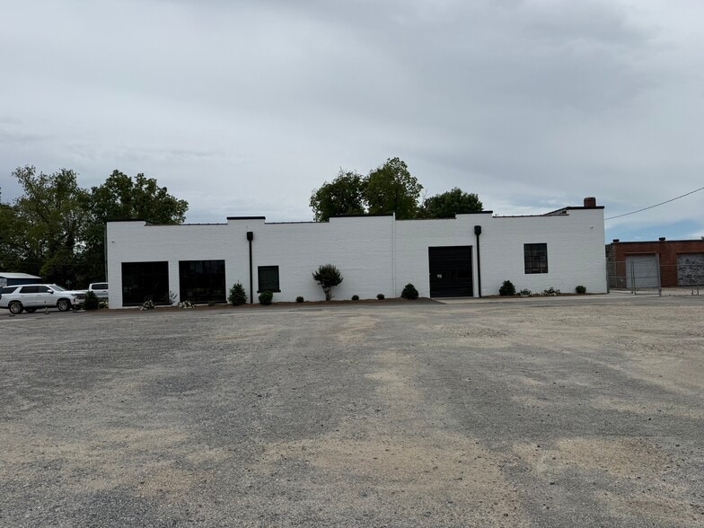 More Photos Of 424 Hackney Ave, Washington Industrial For Sale