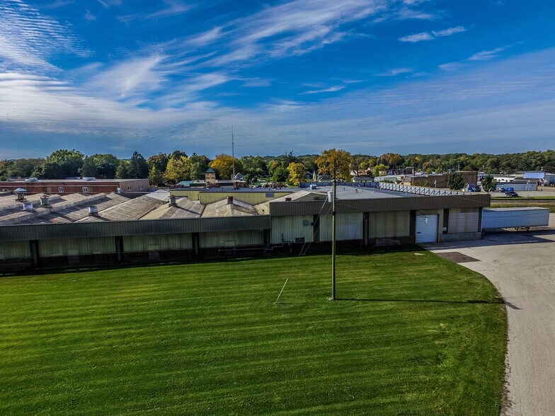 More Photos Of 9864 Church St, Bridgman Unknown For Lease