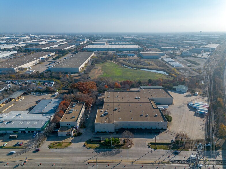 More Photos Of 10200 Plano Rd, Dallas Office For Lease