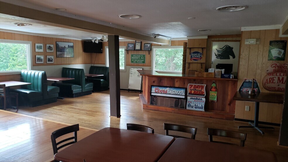 More Photos Of 3746 Mount Pleasant Rd, Sherrills Ford Restaurant For Lease