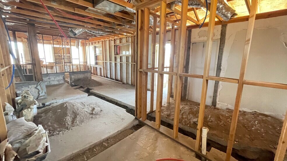 More Photos Of 701 W Broadway St, Needles Fast Food For Sale