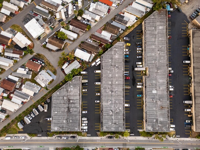 More Photos Of 8238-8270 NW South River Dr, Miami Industrial For Lease