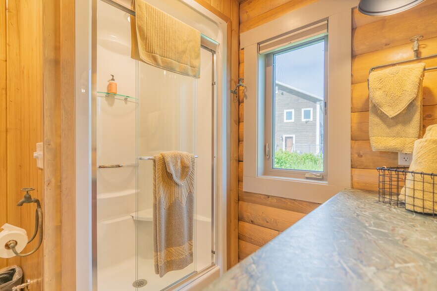 More Photos Of Quartz Lake, Delta Junction Lodge Meeting Hall For Sale