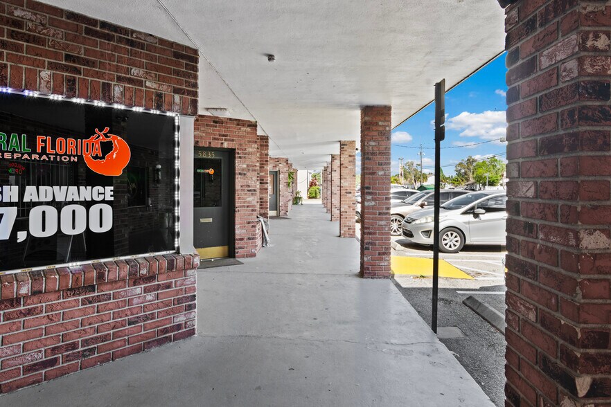 More Photos Of 5801-5841 Dahlia Dr, Orlando Office For Sale