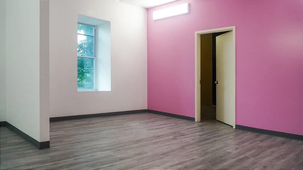 More Photos Of 3660 W Waldo Ave, Bronx Apartments For Lease