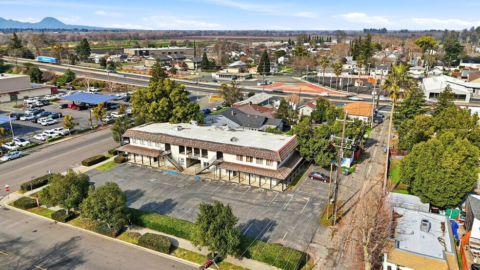 Primary Photo Of 825 9th St, Marysville Medical For Sale
