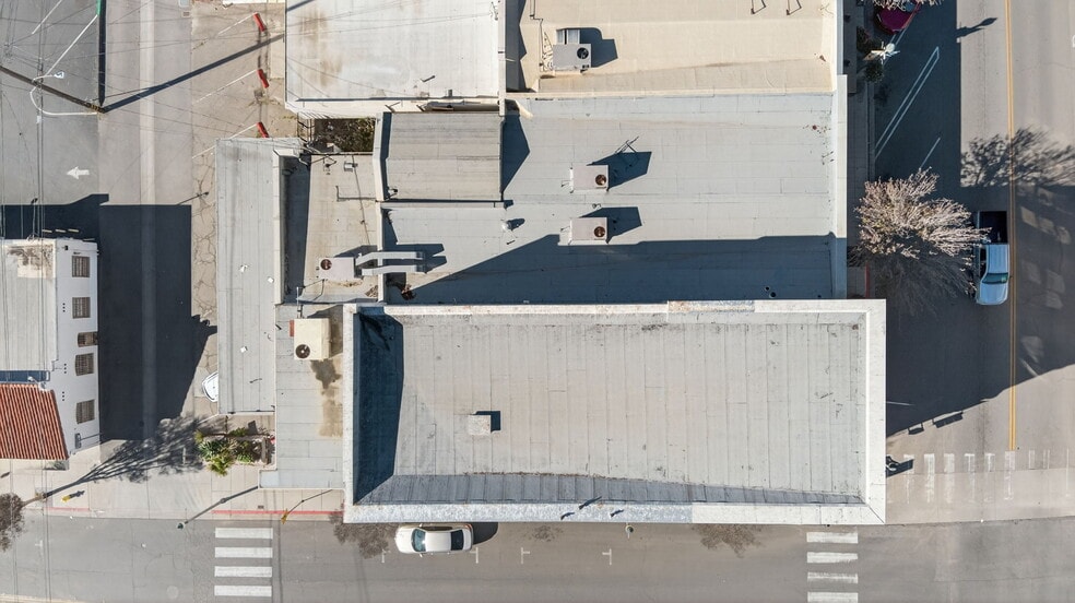 More Photos Of 948 E Main St, Santa Paula Bank For Sale