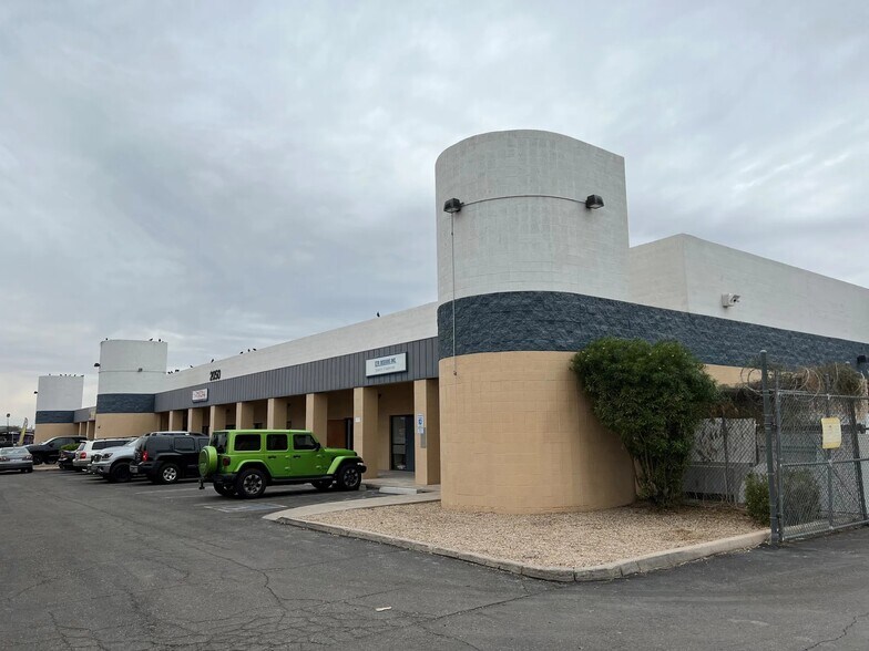 More Photos Of 2030 W Deer Valley Rd, Phoenix Unknown For Lease