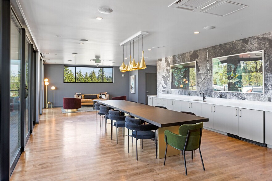 More Photos Of 17620 NE 69th Ct, Redmond Apartments For Lease