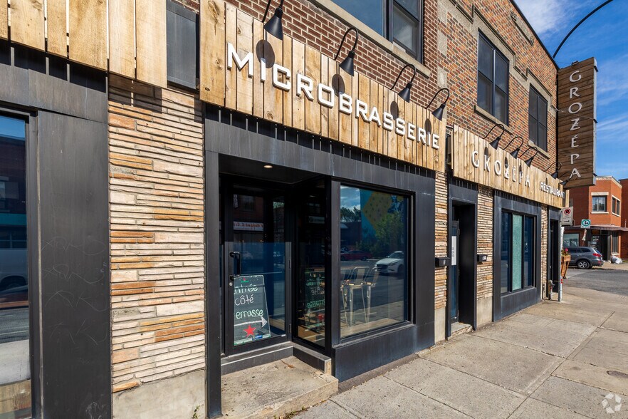 More Photos Of 5885-5893 Av Papineau, Montréal Storefront Retail Office For Lease