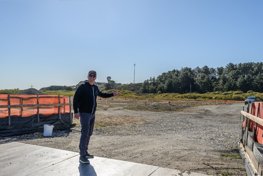 More Photos Of 380 Airport Street, Half Moon Bay Land For Sale