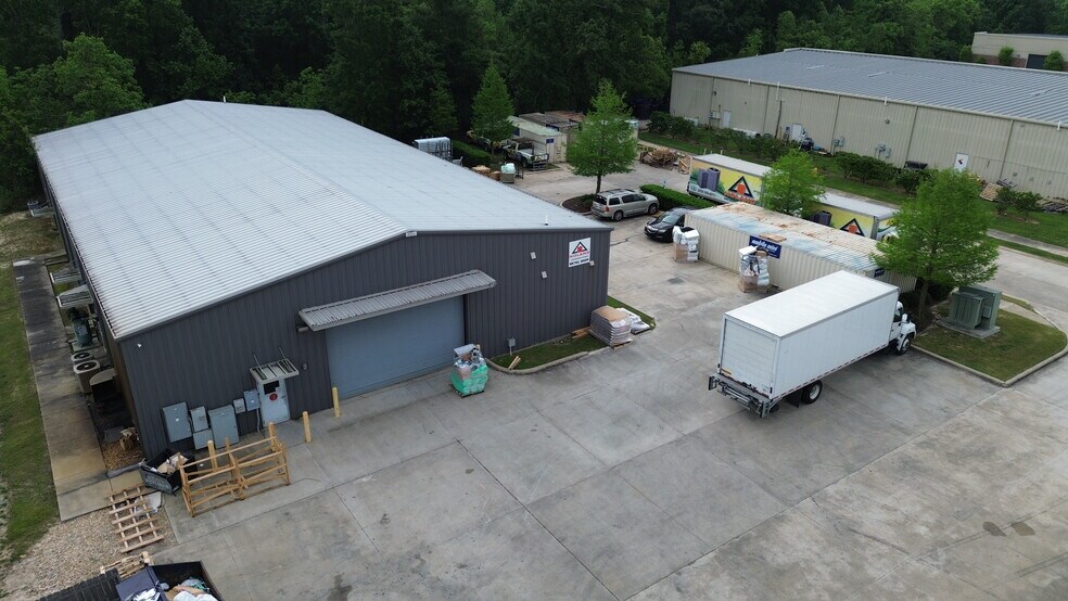 More Photos Of 4515 Sherwood Common Blvd, Baton Rouge Industrial For Lease