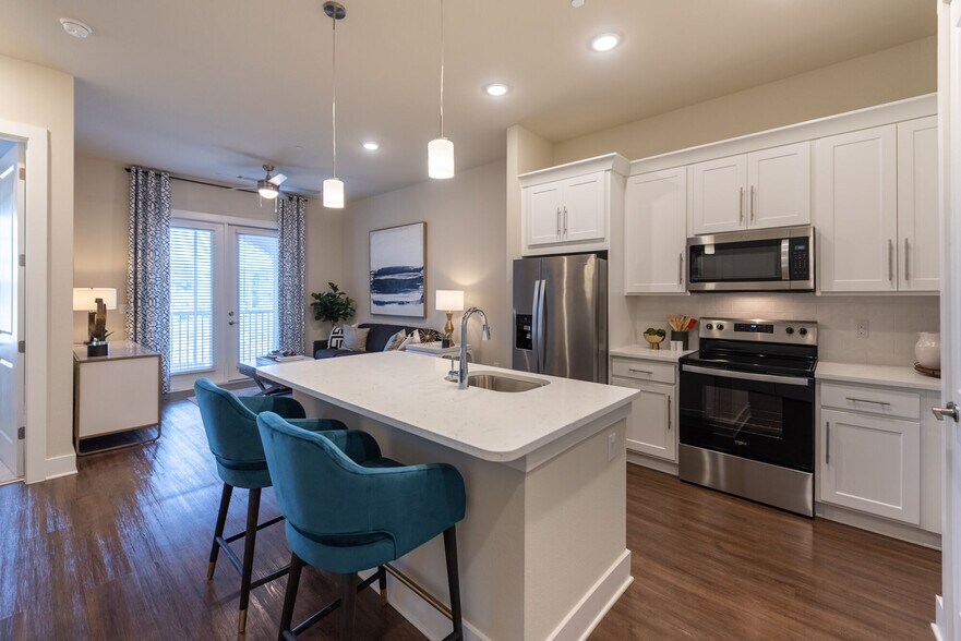 More Photos Of 2200 Carl D Silver Pky, Fredericksburg Apartments For Lease