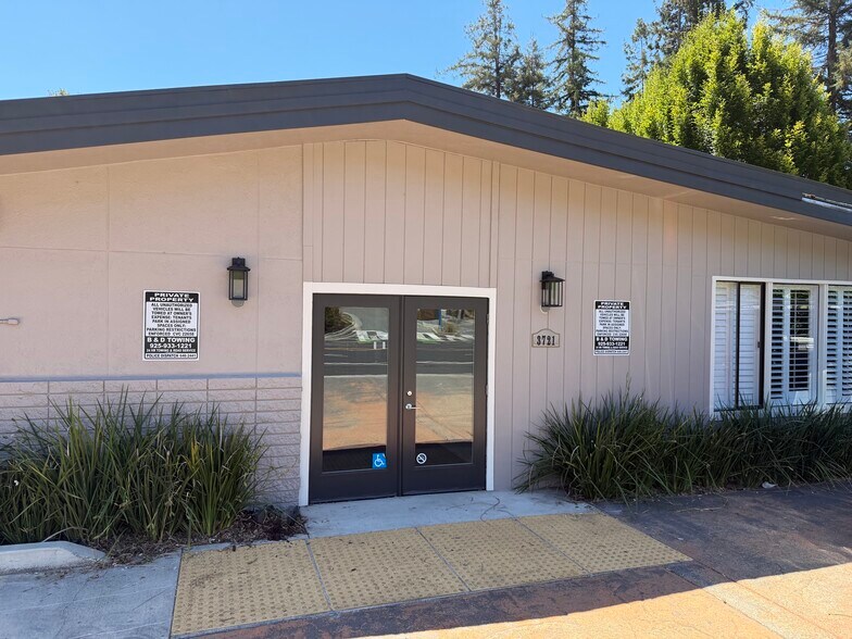 Primary Photo Of 3721 Mt Diablo Blvd, Lafayette Healthcare For Lease