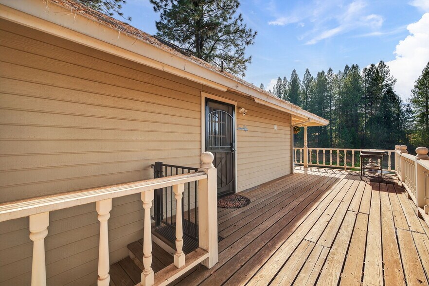 More Photos Of 2780 Barkley Rd, Camino Specialty For Sale