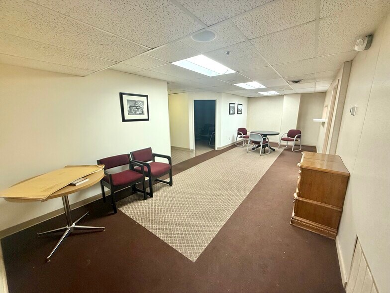 More Photos Of 200 E Lafayette St, Bloomington Service For Sale