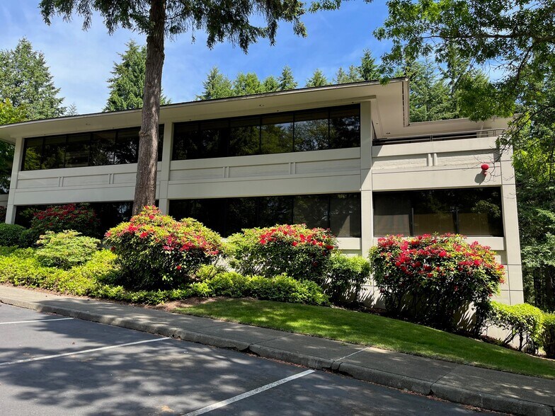 More Photos Of 33650 6th Ave S, Federal Way Office For Sale