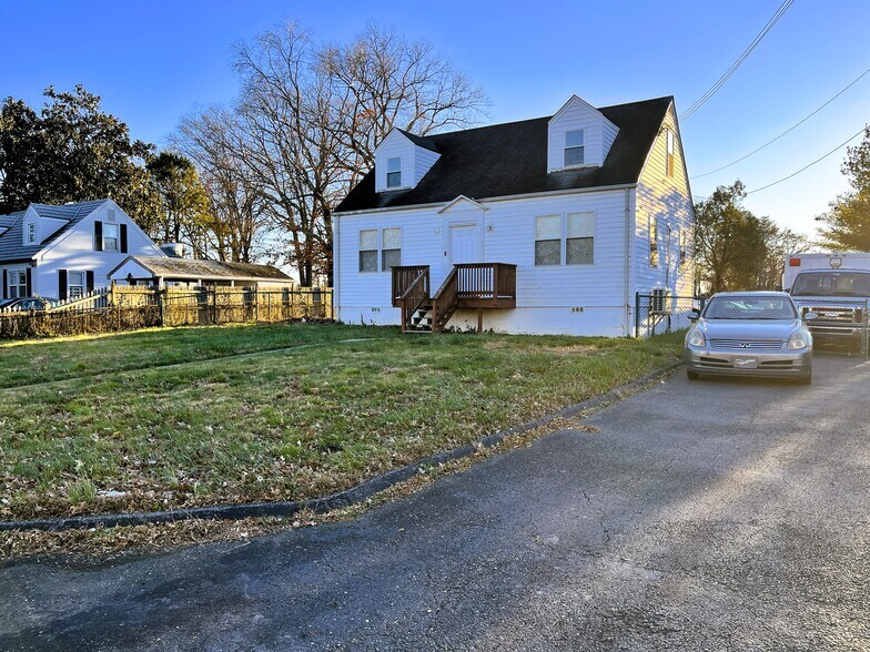 More Photos Of , Fort Washington Office For Sale