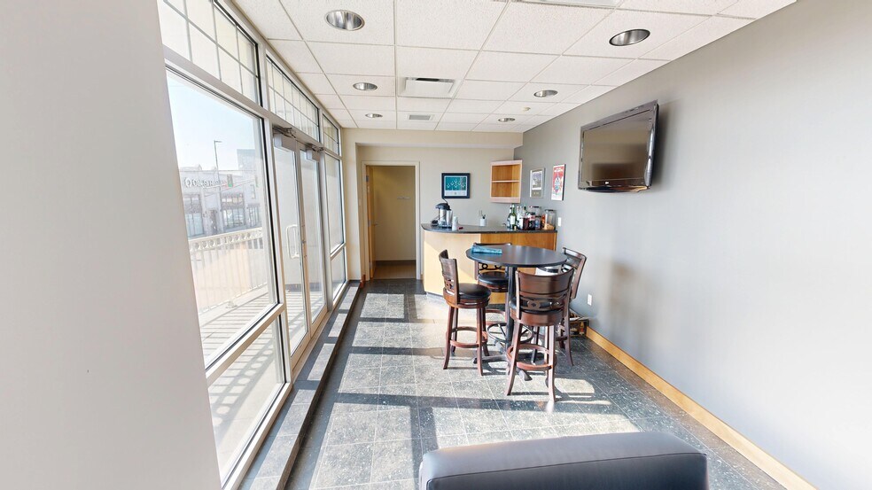 More Photos Of 505 E Washington Blvd, Fort Wayne Medical For Sale