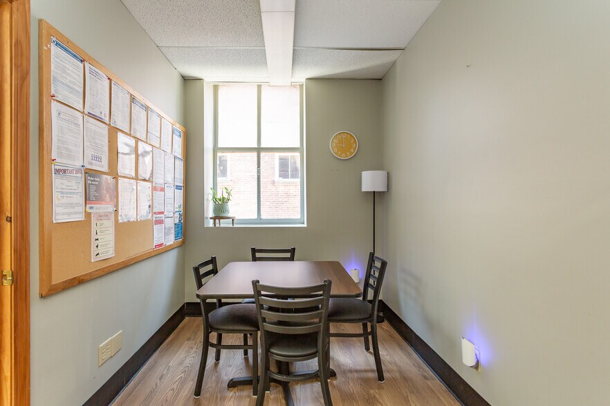 More Photos Of 5 Dover St, New Bedford Office Residential For Sale