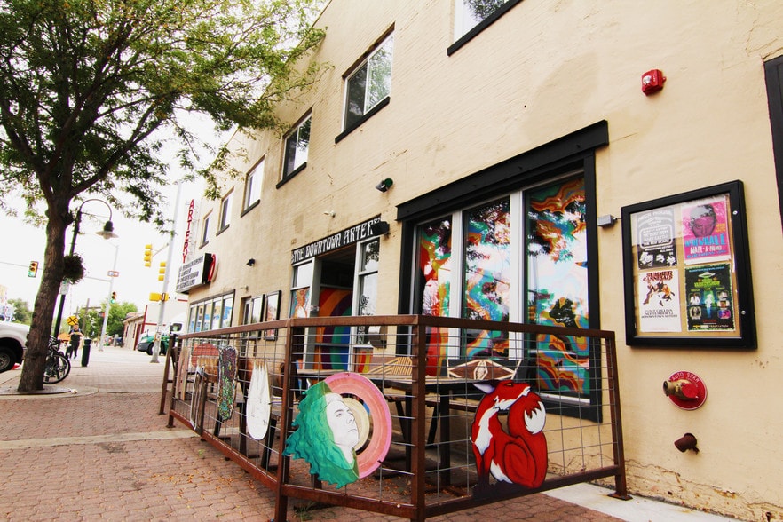 More Photos Of 252 Linden St, Fort Collins General Retail For Sale