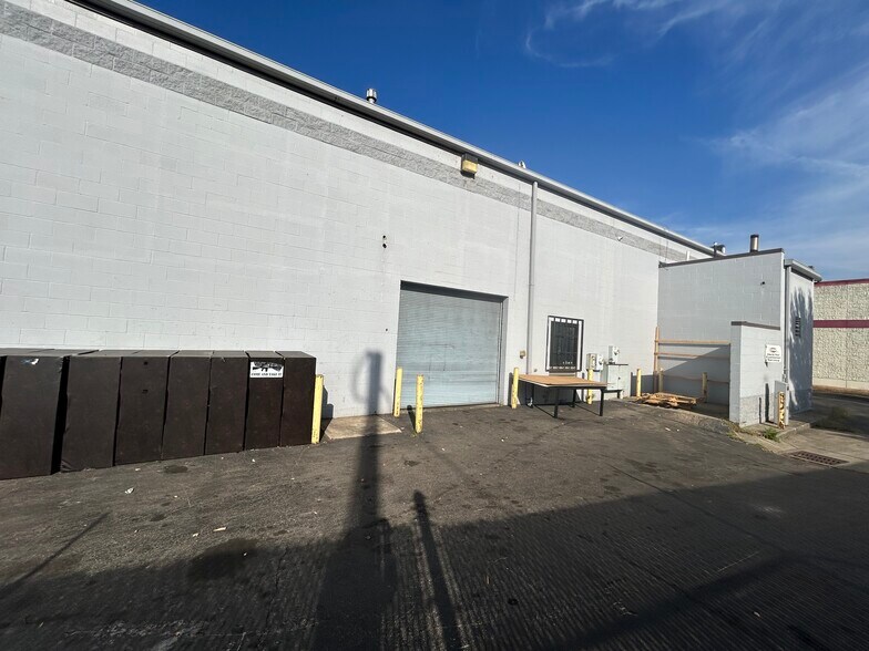 More Photos Of 4170 Hamilton Cleves Rd, Cleves Freestanding For Sale