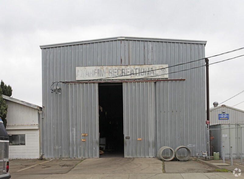 More Photos Of 496 Hester St, San Leandro Warehouse For Lease