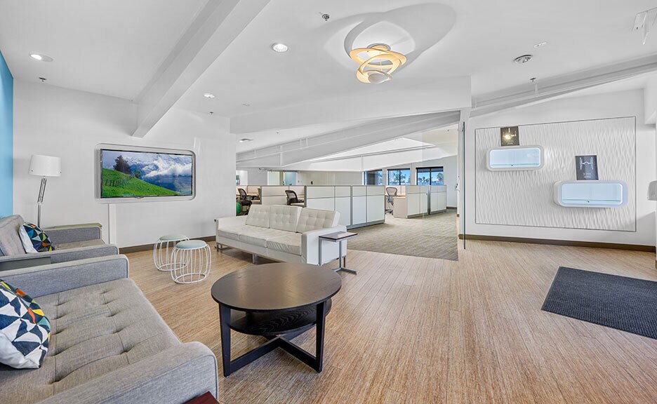 More Photos Of 131 Aberdeen Dr, Cardiff By The Sea Office For Sale