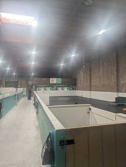 More Photos Of 902 S Bascom Ave, San Jose Industrial For Lease