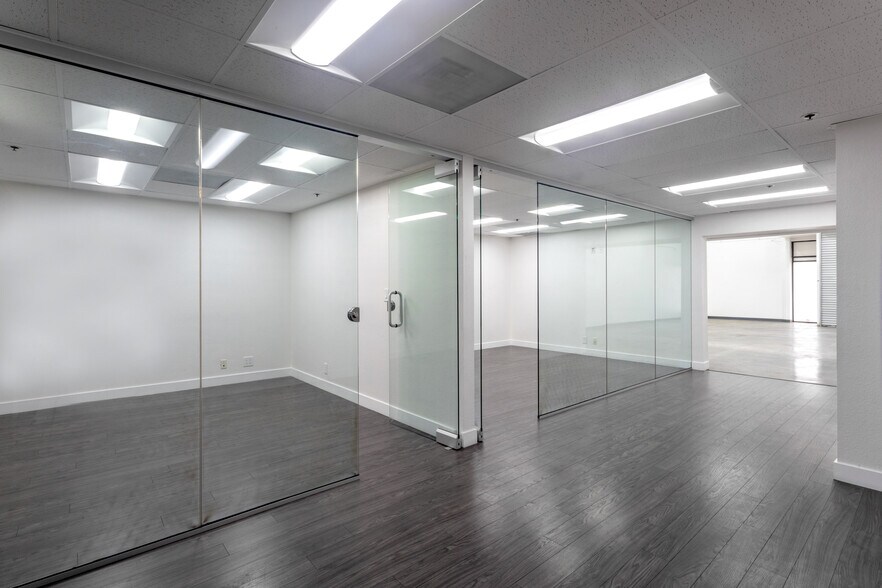 More Photos Of 1580 Oakland Rd, San Jose Unknown For Lease