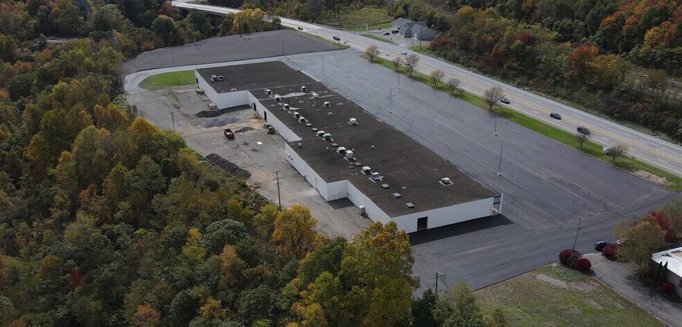 More Photos Of 6798-6816 Big Beaver Blvd, Beaver Falls Light Manufacturing For Lease
