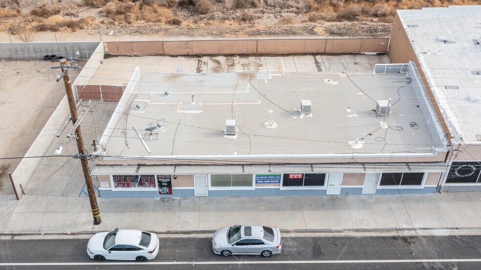More Photos Of 38262 6th St E, Palmdale Storefront For Sale