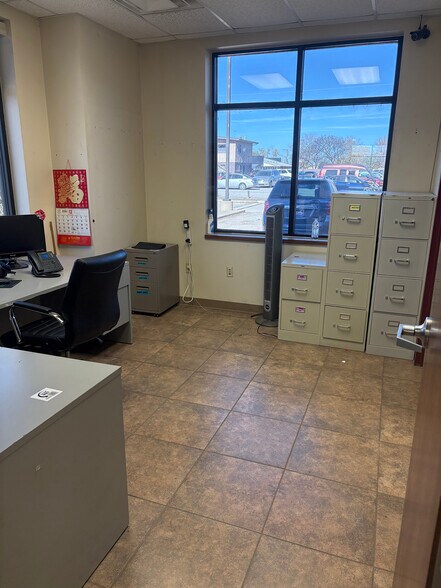 More Photos Of 3110 S Broadway St, Wichita Auto Dealership For Sale