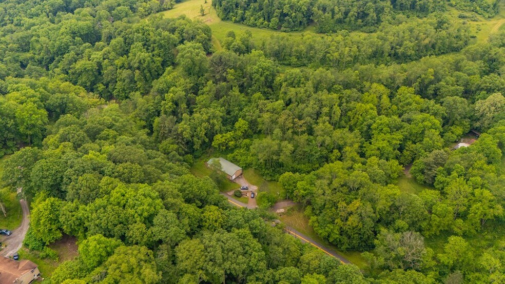 More Photos Of 1260 Dixons Run Rd, Triadelphia Warehouse For Sale