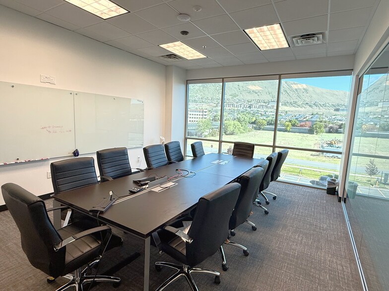 More Photos Of 13961 S Minuteman Dr, Draper Office For Lease