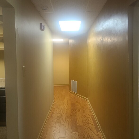 More Photos Of 4735-4739 Spottswood Ave, Memphis Medical For Sale