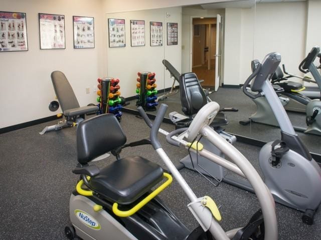 More Photos Of 2220 E Lake St, Minneapolis Apartments For Lease