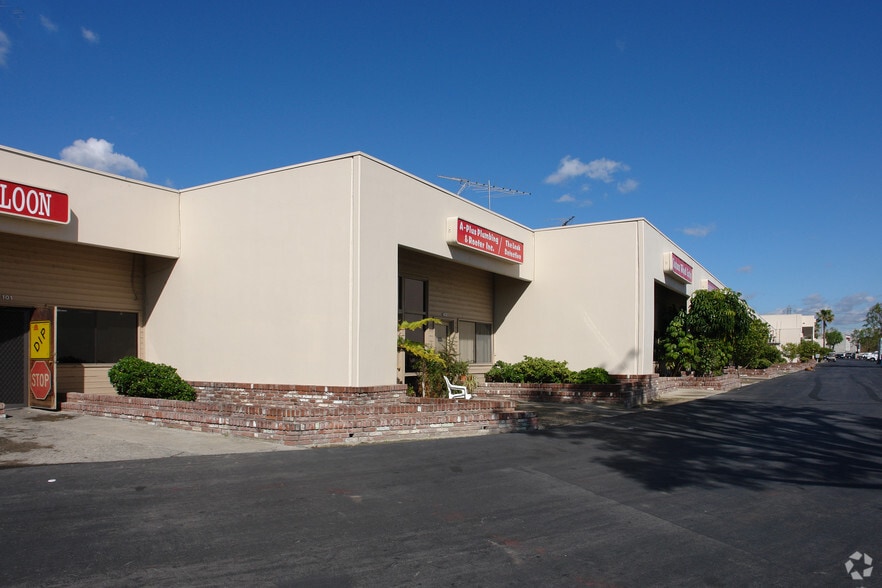 More Photos Of 27324 Camino Capistrano, Laguna Niguel Light Manufacturing For Lease