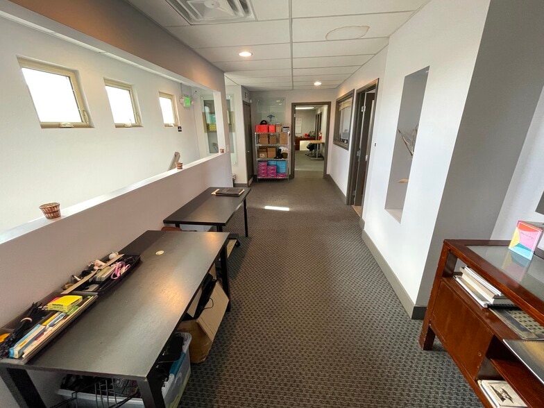 More Photos Of 7667 Vickers St, San Diego Warehouse For Sale