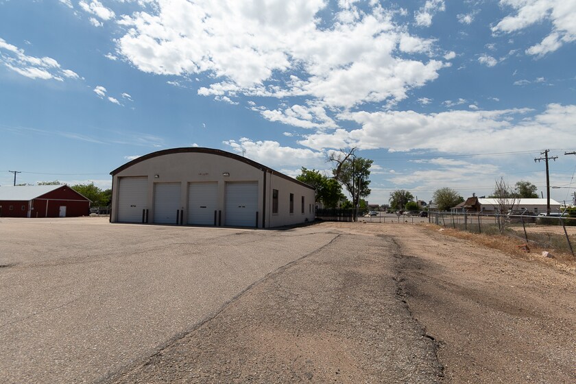 More Photos Of 702 4th Ave, Greeley Warehouse For Lease