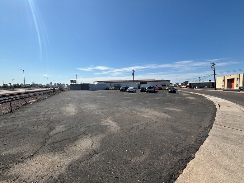 More Photos Of 1911 N 22nd Ave, Phoenix Warehouse For Sale
